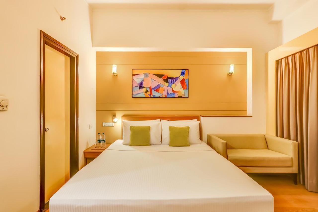 Lemon Tree Hotel, East Delhi Mall, Kaushambi Ghaziabad Exterior foto