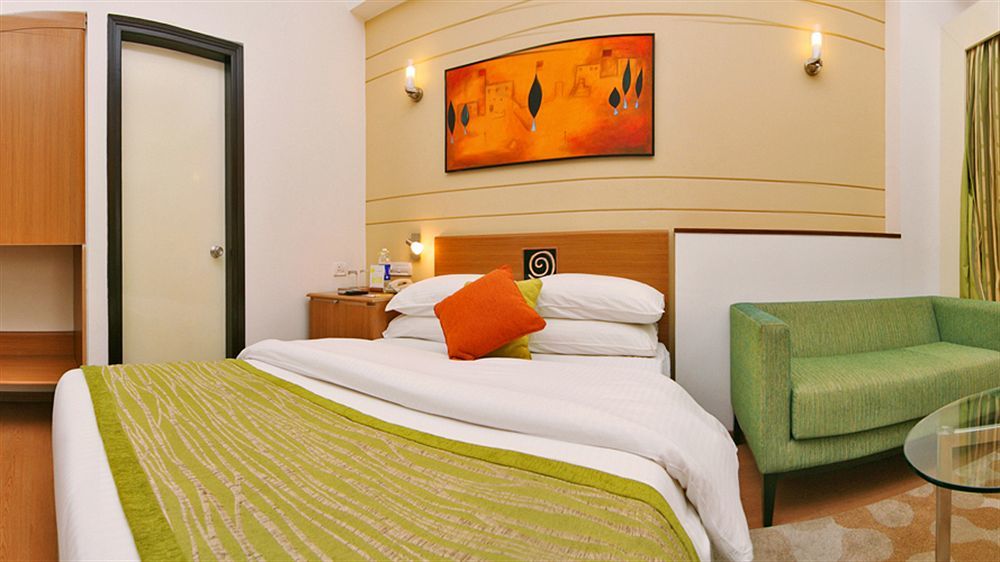 Lemon Tree Hotel, East Delhi Mall, Kaushambi Ghaziabad Exterior foto